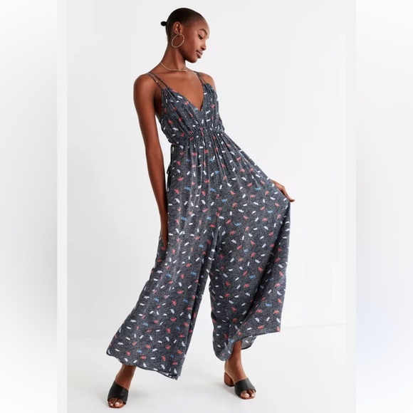 Urban Outfitters Origami Boat Jumpsuit L - Picture 1 of 2